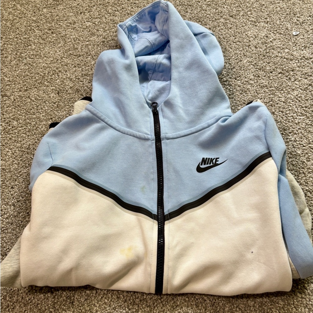 White/Grey/Light Blue Nike Tech (not sold anymore)